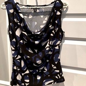 Women’s scoop neck blouse